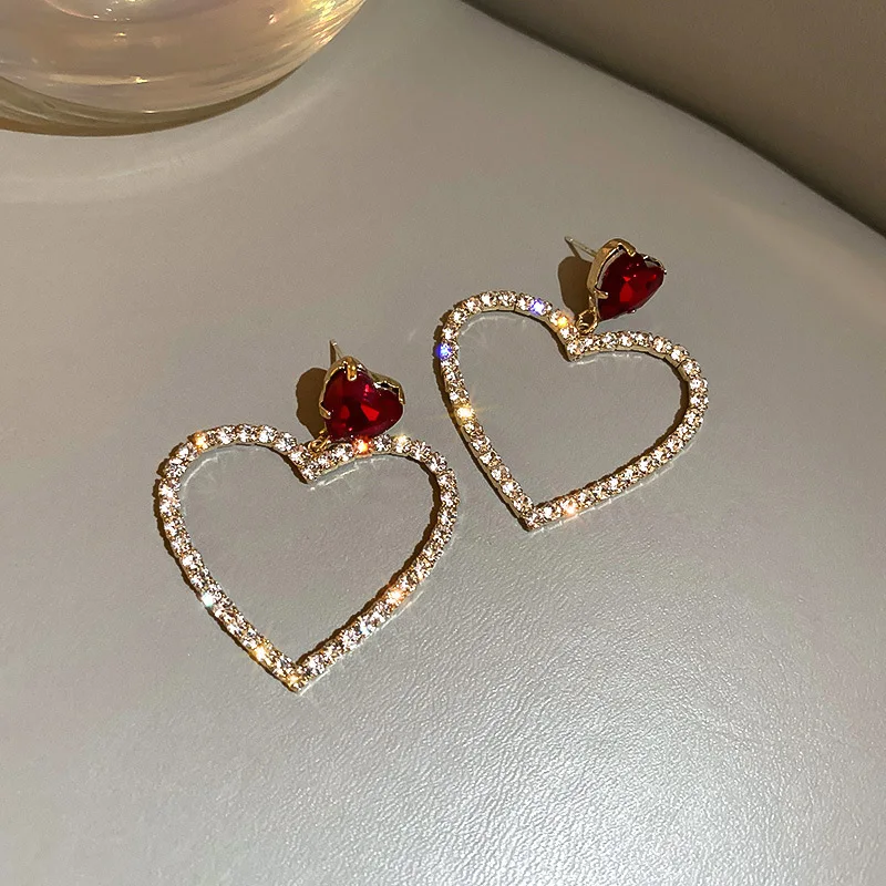 Drop Earrings Korean Fashion Jewelry Shining Rhinestone Hollow Heart Drop Earrings for Women Girls Vintage Red Crystal Earrings crystal earrings