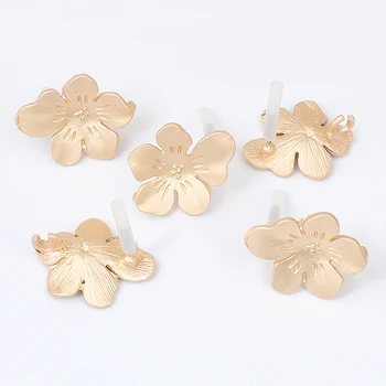 

Zinc Alloy Fashion Golden Flowers Base Earrings Connector Charms 2pcs/lot For DIY Drop Earrings Jewelry Making Accessories