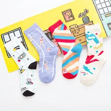 Dreamlikelin Cartoon Colorful Graffiti Personalized Girls Socks White Cotton Sports Crew Socks for Women