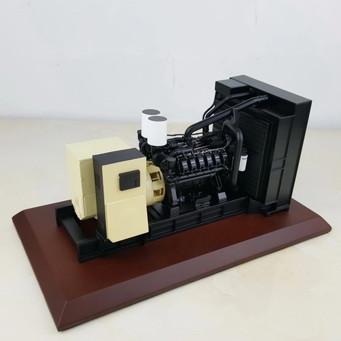 1:20 модель дизельного генератора Kohler