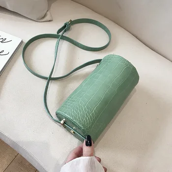 

Crocodile pattern small bag women 2020 new fashion candy color cylinder bag ins net red belt shoulder messenger bag