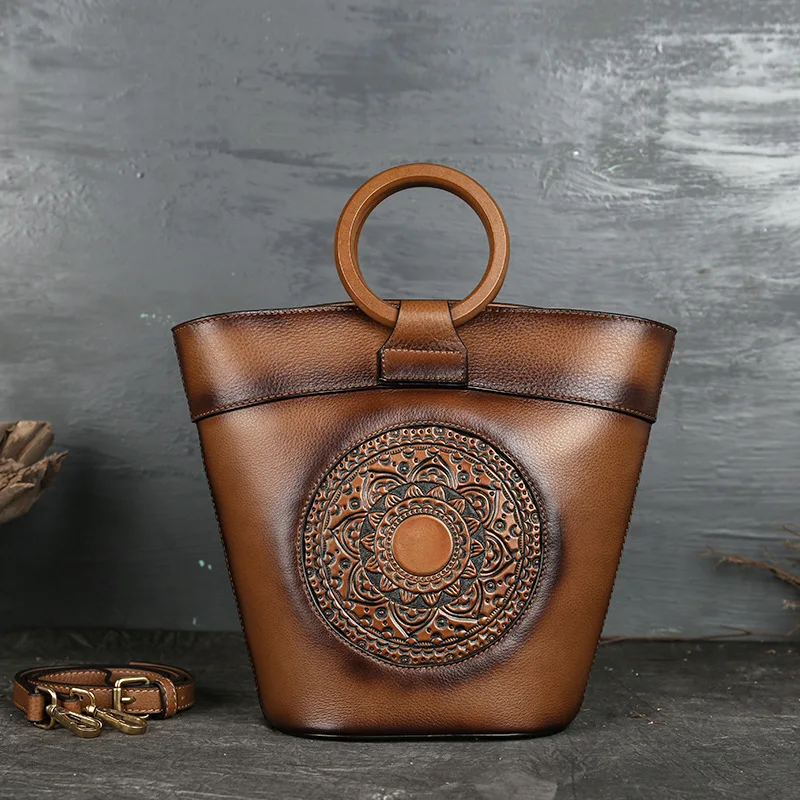 Кожаная сумка-мешок с тотемным тиснением, оригинальная Однослойная кожаная сумка Baotou по индивидуальному заказу для женщин