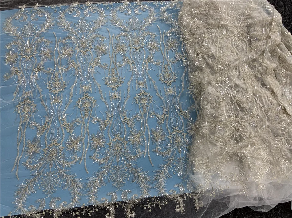 Рисунок 4 - Серебряная вышивка