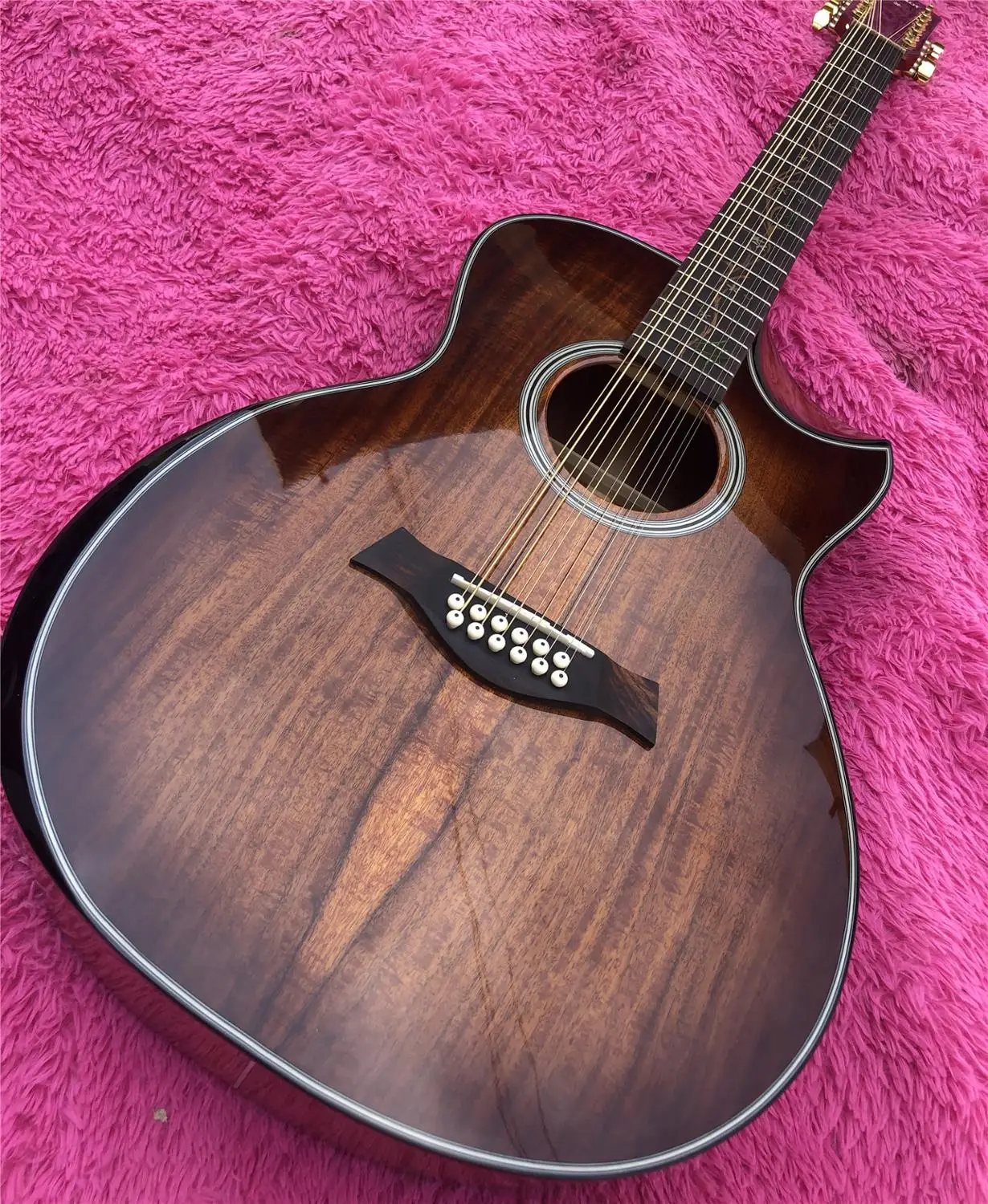 

12 strings Customized K24 Solid Koa Acoustic Guitar ,Top quality Cutaway arm rest Solid Koala Guitarra,Free shipping