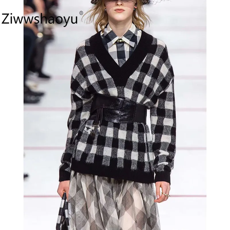 

Ziwwshaoyu Designer Autumn Winter Black White Plaid Sweater Pullovers Women's Fashion Loose V-Neck Knitting Pullovers Tops