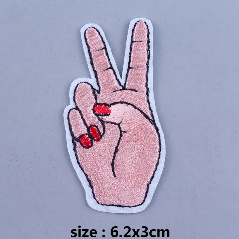 PE0382CT Cat Patches Iron On Patches For Clothing Cheap Cartoon Embroidery Patch Fabric Badge Stickers For Clothes Jeans Decoratio H - Цвет: PE0382CT