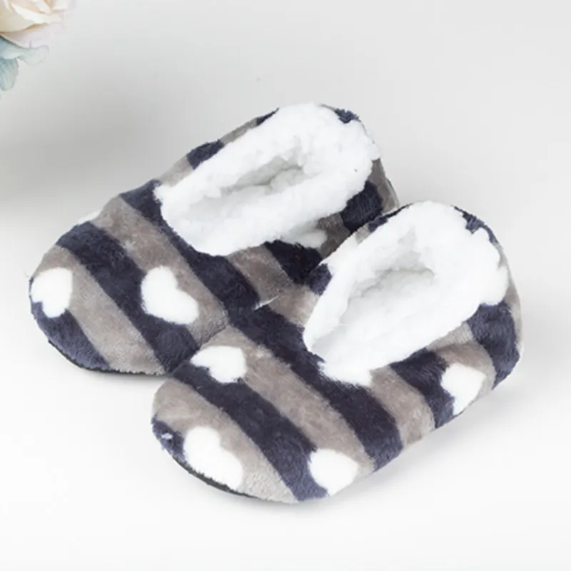 Новинка года, детские носки с сердечками плотные теплые домашние носки-тапочки мягкие нескользящие носки с бархатной подкладкой Рождественский подарок