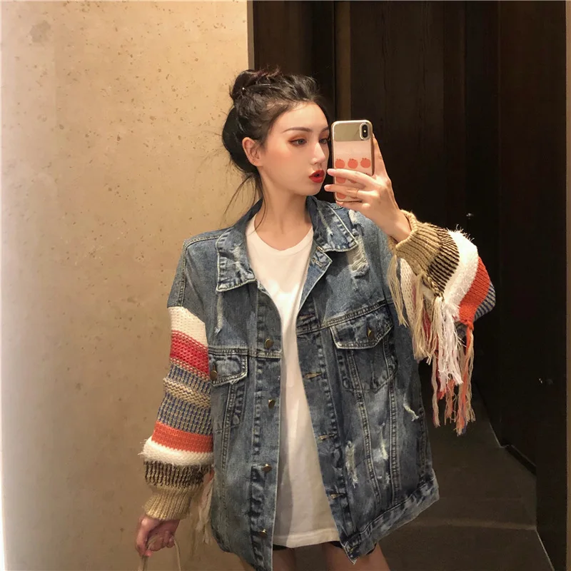 Г. Осенняя джинсовая куртка свободного кроя в гонконгском стиле контрастного цвета с кисточками и вязанными рукавами в стиле ретро для девочек