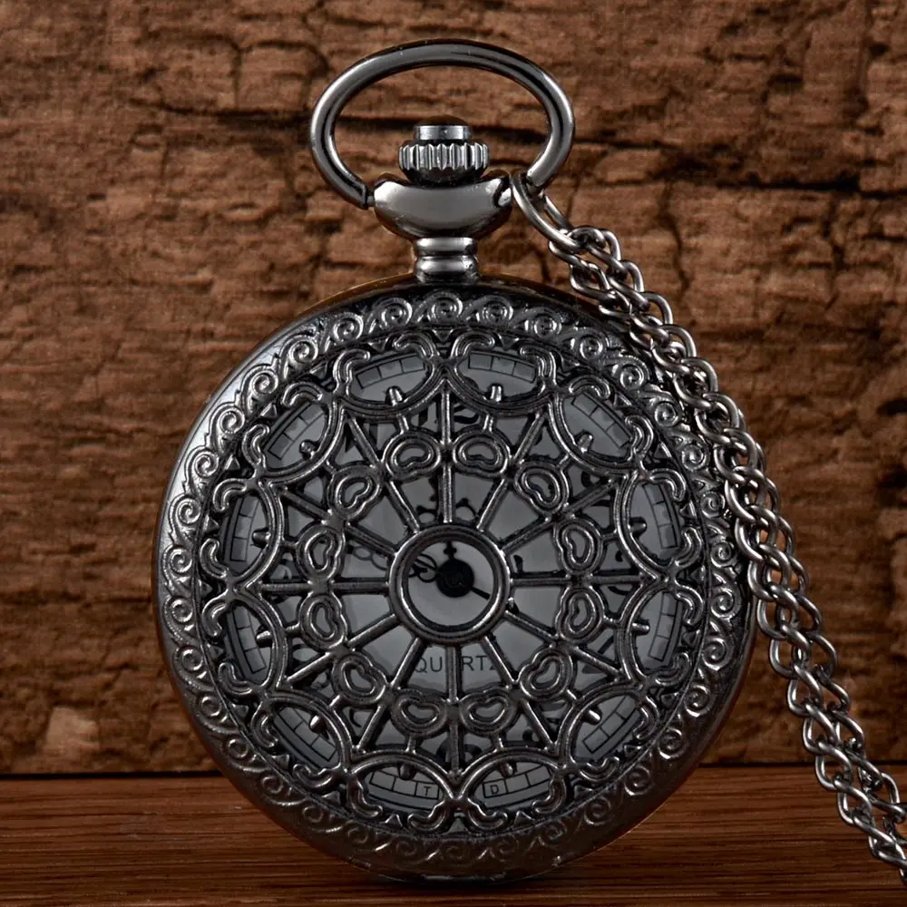 

IBEINA Black Spider Web Hollow Quartz Pocket Watch With Chain Retro Men Women Classic Pendant Necklace Clock Gift