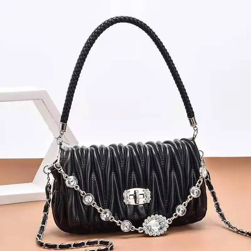 

The New Fall 2021 Korean Fashion Pleated Texture Crystal Chain Single Shoulder Slung Women's Armpit Bag