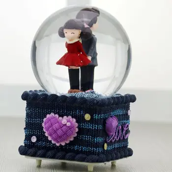 

Romantic Colorful Lights Music Box With Couple Figurine In Crystal Ball LOVE Base For Valentine's Day Decoration