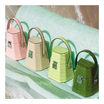 

Leather Crocodile Embossed Portable Box Bag Mini Vintage Messenger Totes Chic Unique Design Women Crossbody bag Portable Purses