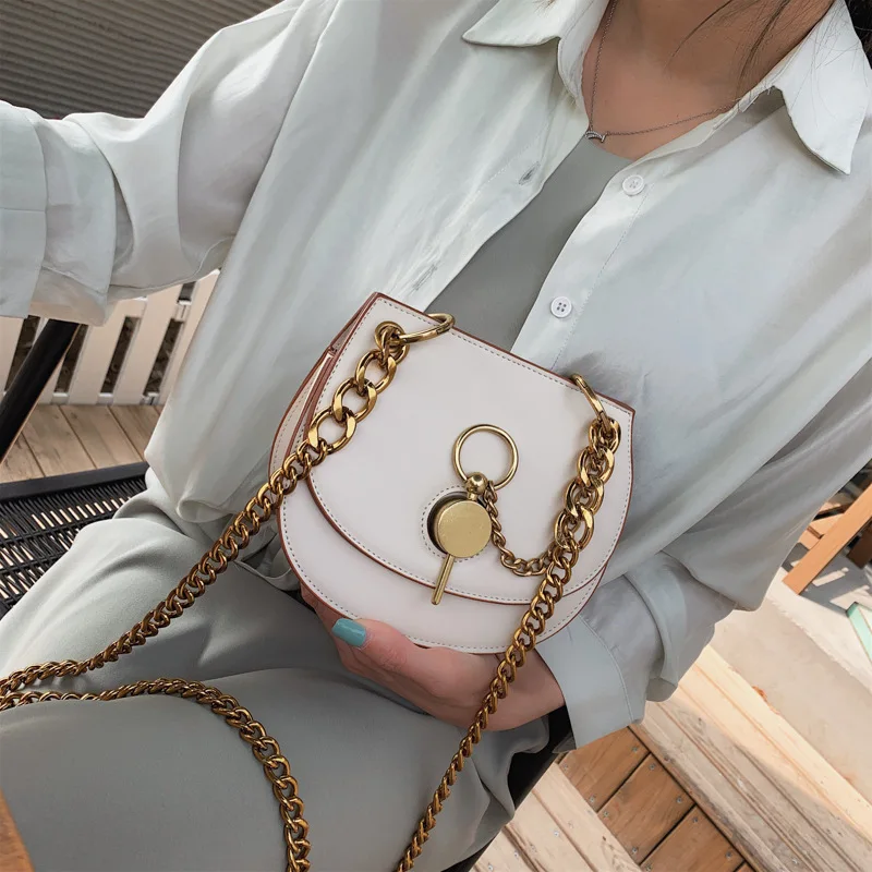 

Upper New Summer Bag New Style 2019 Slant Bag Small Bag Baitao ins Chain Single Shoulder Bag Saddle Bag Tide