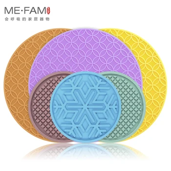 

ME.FAM Round Snowflake Silicone Mat Lattice Coaster Non-slip Heat Insulation Cup Bowl Plate Pad Kitchen Office Decoration Mats