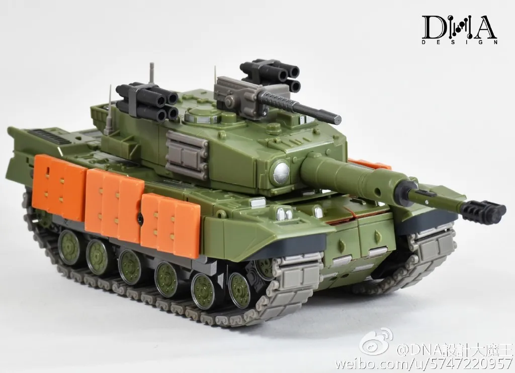 Фигурка трансформации DNADESIGN Susanoo DS-01