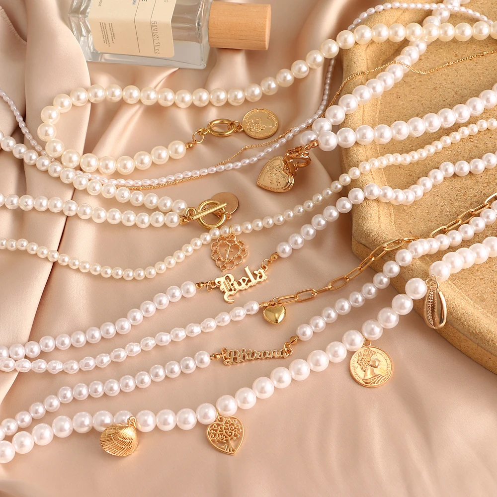 Zovoli Vintage Pearl Choker Necklace 