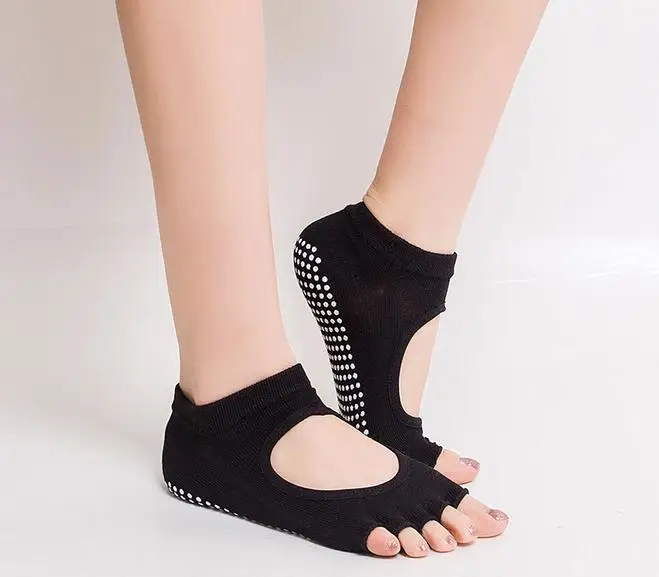 New 1 Pair Finger-separated Yoga Socks Non Slip Skid Pilates Dance Sock Half Toe for Women Ladies Girls | Спорт и развлечения