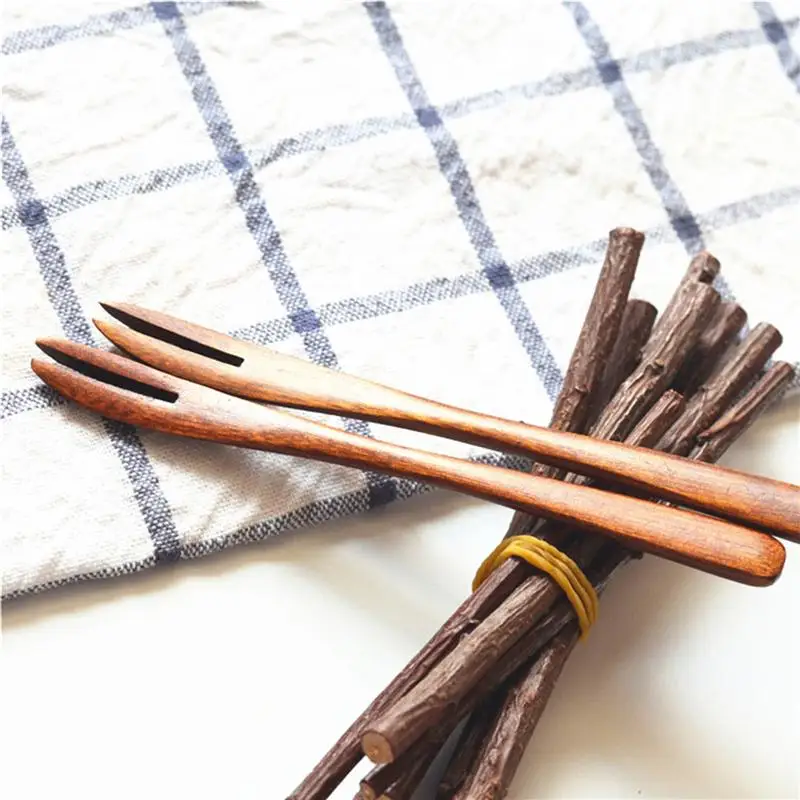 5pcs Fruit Forks Eco-Friendly Wooden Two Tooth Forks Reusable Dessert Forks Party Supplies Salad Picks For Home Bar Restaurant