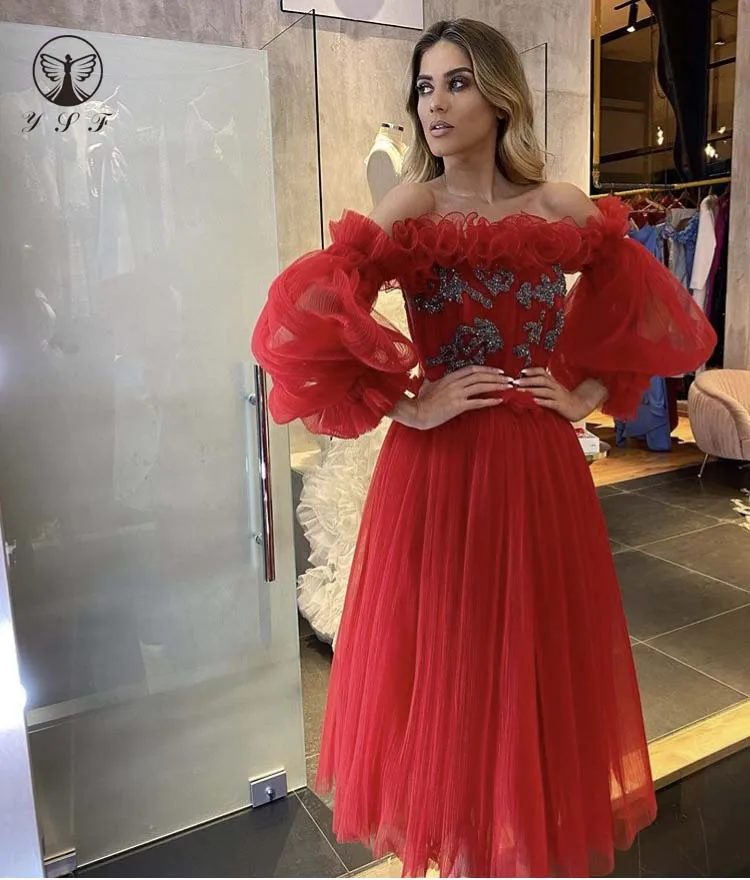 

Glamorous Red Vestidos De Formature Off the Shoulder Beaded Heavily Puffy Long Sleeve A Line Tea Length Prom Dresses