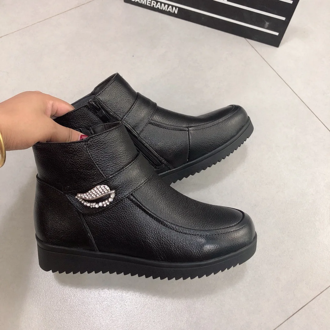 

2019 Autumn & Winter Mom Shoes Cotton-padded Shoes Genuine Leather Wool Middle Aged And Elderly People Women's Boots Grandma Sho