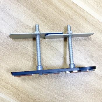 

Car Styling Front Hood Grille Emblem For vw golf6 golf7 passat B5 B6 B7 Golf 4 5 MK4 MK6 MK7 CC R32 GTI Metal Badge Sticker