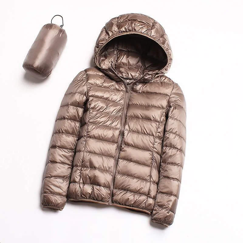 remarkable  2018 New Winter Warm Ultra Light 90% White Duck Down Jacket Women Down Coat With Bag Women Thin Hoo