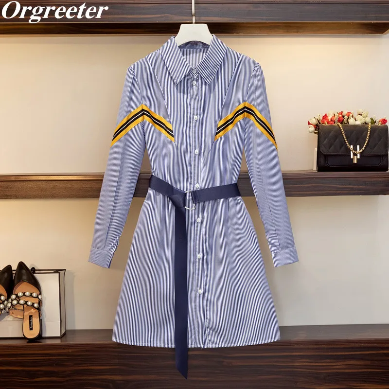 Женское прямое платье в полоску с отложным воротником поясом стиле пэчворк на