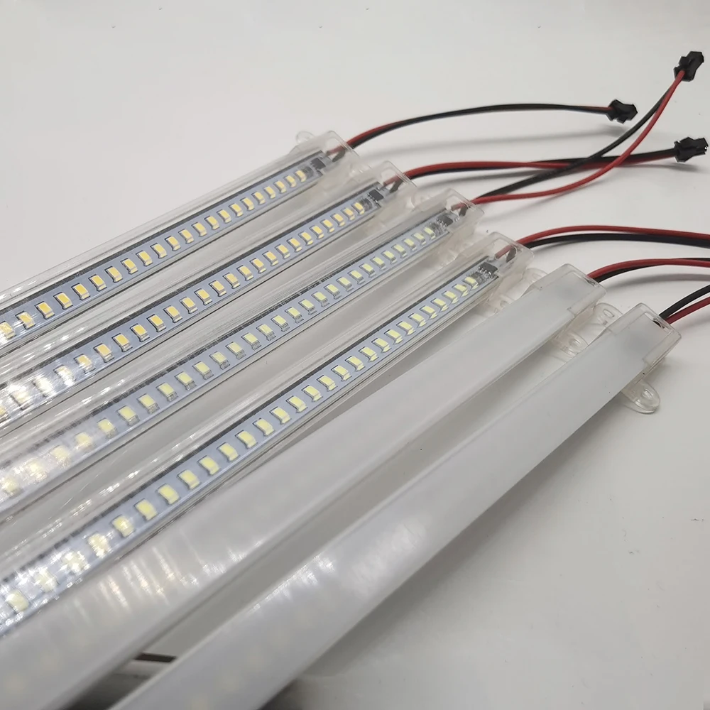 รูปสินค้า LED Strip แสงสว่างประหยัดพลังงาน ปรับความยาวได้