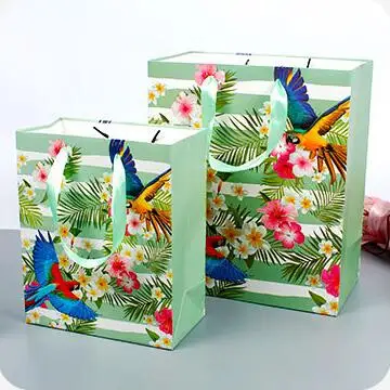 tropical parrot flamingos paper gift bag packaging wedding party favors paper bags for gift bags with handles пакеты бумажные - Цвет: parrot