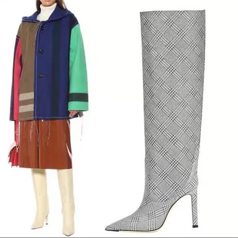 Винтажные высокие сапоги; модные рыцарские сапоги с острым носком на тонком высоком каблуке в мелкую клетку для подиума; пикантные Дизайнерские Сапоги-лодочки; теплая зимняя женская обувь