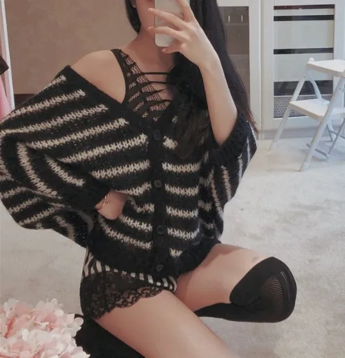 Черный WHITNEY WANG осень мода уличная полосатый мохер женский кардиган джемпер sueter mujer invierno - Цвет: Черный