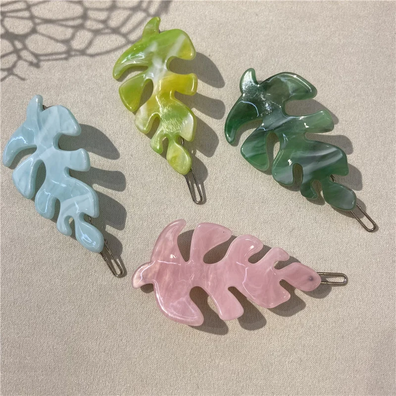 Рисунок 3 - Женская заколка для волос в виде листьев