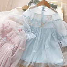 Весна г.; платье с вышивкой для маленьких девочек