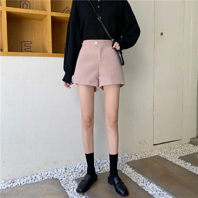 autumn and winter Korean version of the wild wool wide leg female high waist casual shorts Harem shorts