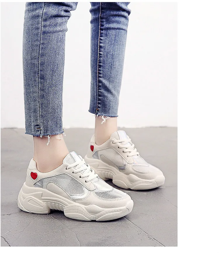 

2020 spring and autumn new Female Heart-shaped print style Small White Mesh Shoes Student casual Lady women Sneakers Y19-13