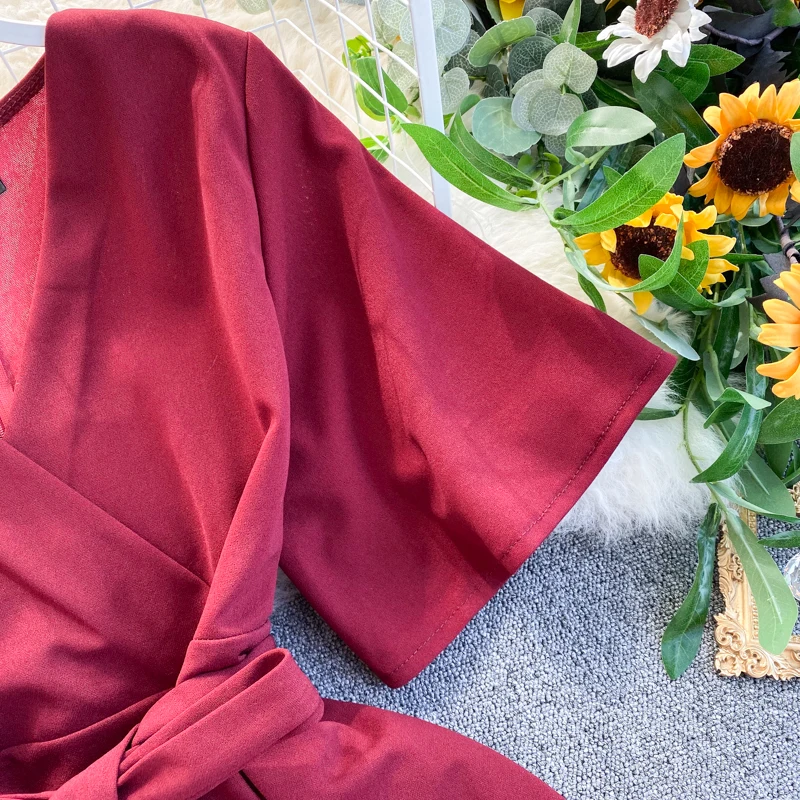 Женские новые модные комбинезоны с v-образным вырезом, на шнуровке, с высокой талией, тонкие, цельные, женские комбинезоны с коротким рукавом, одноцветные комбинезоны различных цветов K870