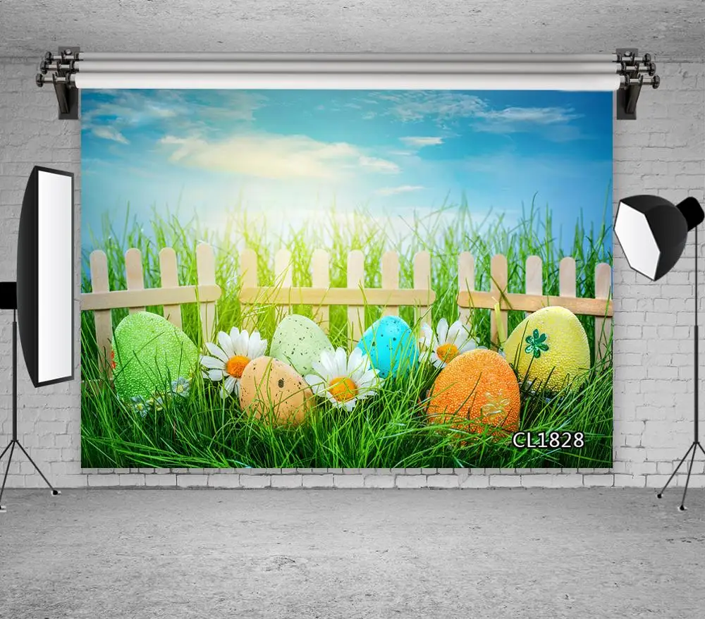 Весенний пейзаж фон для фотосъемки зеленая трава деревянный забор пасхальные