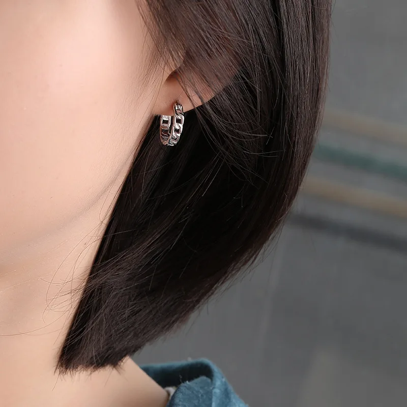 11081045585_259423686