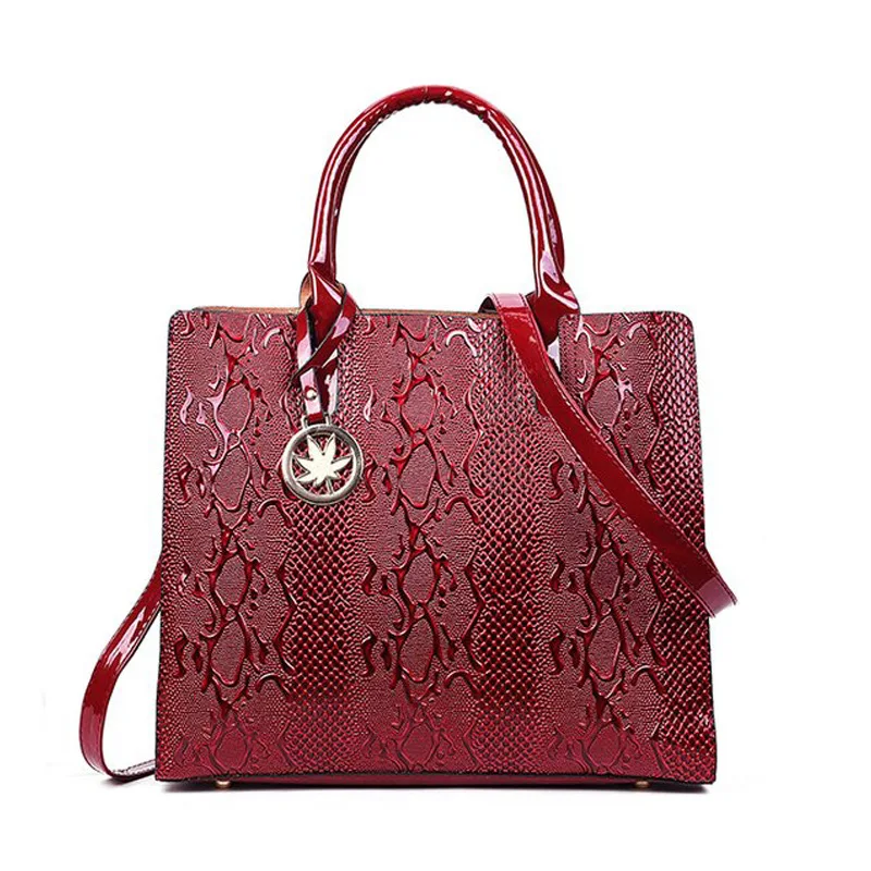 

2019 New Style Embossed Patent Leather Dragon Design WOMEN'S Bag WOMEN'S Handbag Crossbody Bag Large Capacity Verticle Commuter