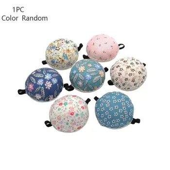 

1Pc Ball Shaped DIY Craft Needle Pin Cushion Holder Sewing Kit Pincushions Sewing Pin Cushion Sewing Supplies Random Color