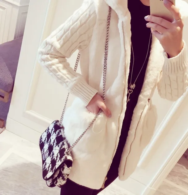 

2019 Autumn And Winter New Style Large Size Fat Mm Classic Fashion Knitted Joint Plush Thick Hooded Coat Women's