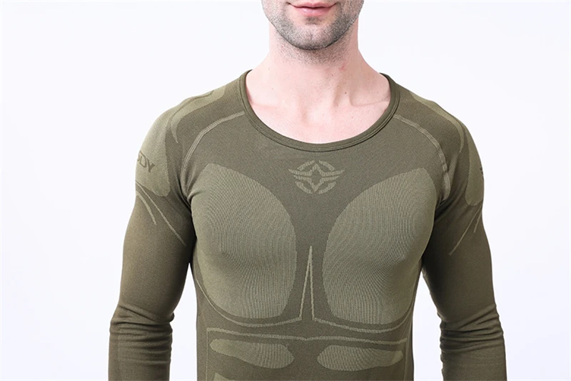 13007895702_1858335635