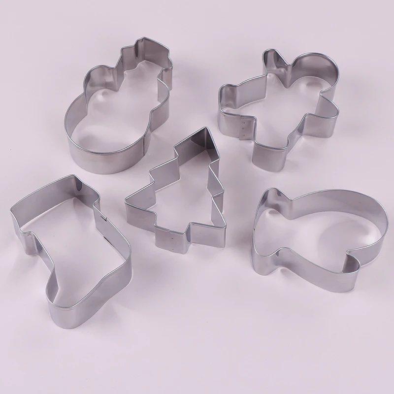 Christmas Theme Snowman/Gloves/Christmas Tree/Gingerbread Man/Boots Cookie Cutter Candy Biscuit Metal Cutters Mould Cooking Tool