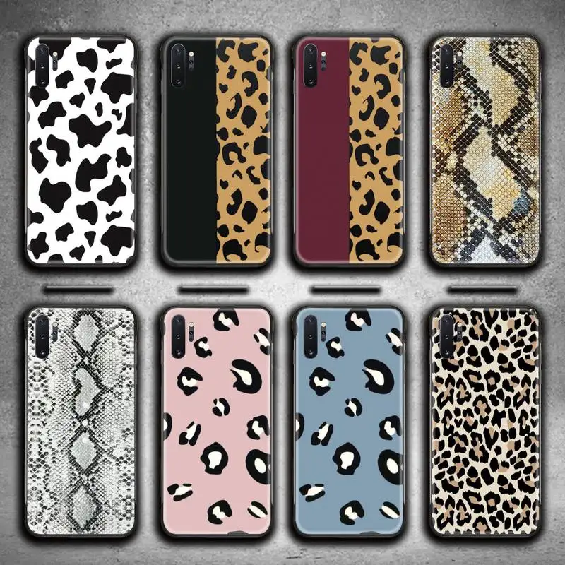 

Black White Cow Snake Leopard Print Phone Case For Samsung Galaxy Note20 ultra 7 8 9 10 Plus lite M51 M21 J8 Plus 2018 Prime