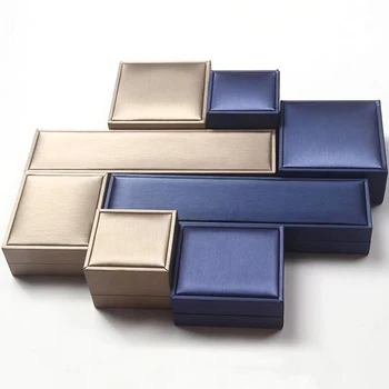

Xin Jia Yi Packaging Manufacturers China Custom Logo Jewelry Packaging Box