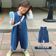Джинсовые комбинезоны Высококачественная осенне-Весенняя детская одежда джинсовый комбинезон для девочек, свободные детские штаны для девочек от 12 месяцев до 5 лет