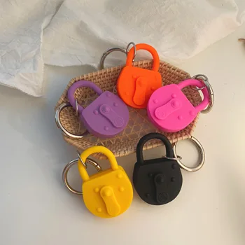

2020 New Super-Hot Lock Pendant Silicone Lock Shape Keychains Backpack With Gift Pendant Key Ring