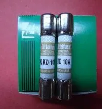 Предохранители: KLKD2 2A 600 V/KLKD1 3 4 5 6 7 8/KLKD10 12/KLKD15 20 25 30 600V