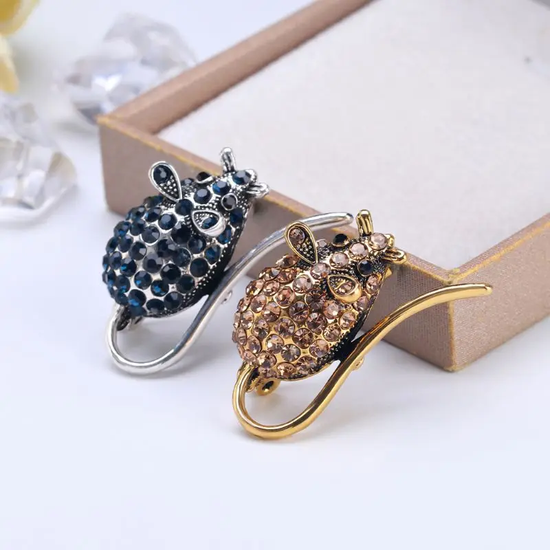 

Simple Alloy Rhinestone Mouse Brooch Fashion Wild Cartoon Animal Rat Corsage