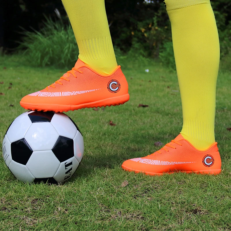 Шип обувь для футбола дети мальчики летние кроссовки дышащая футбольная обувь мужская легкая спортивная обувь противоскользящие футбольные бутсы